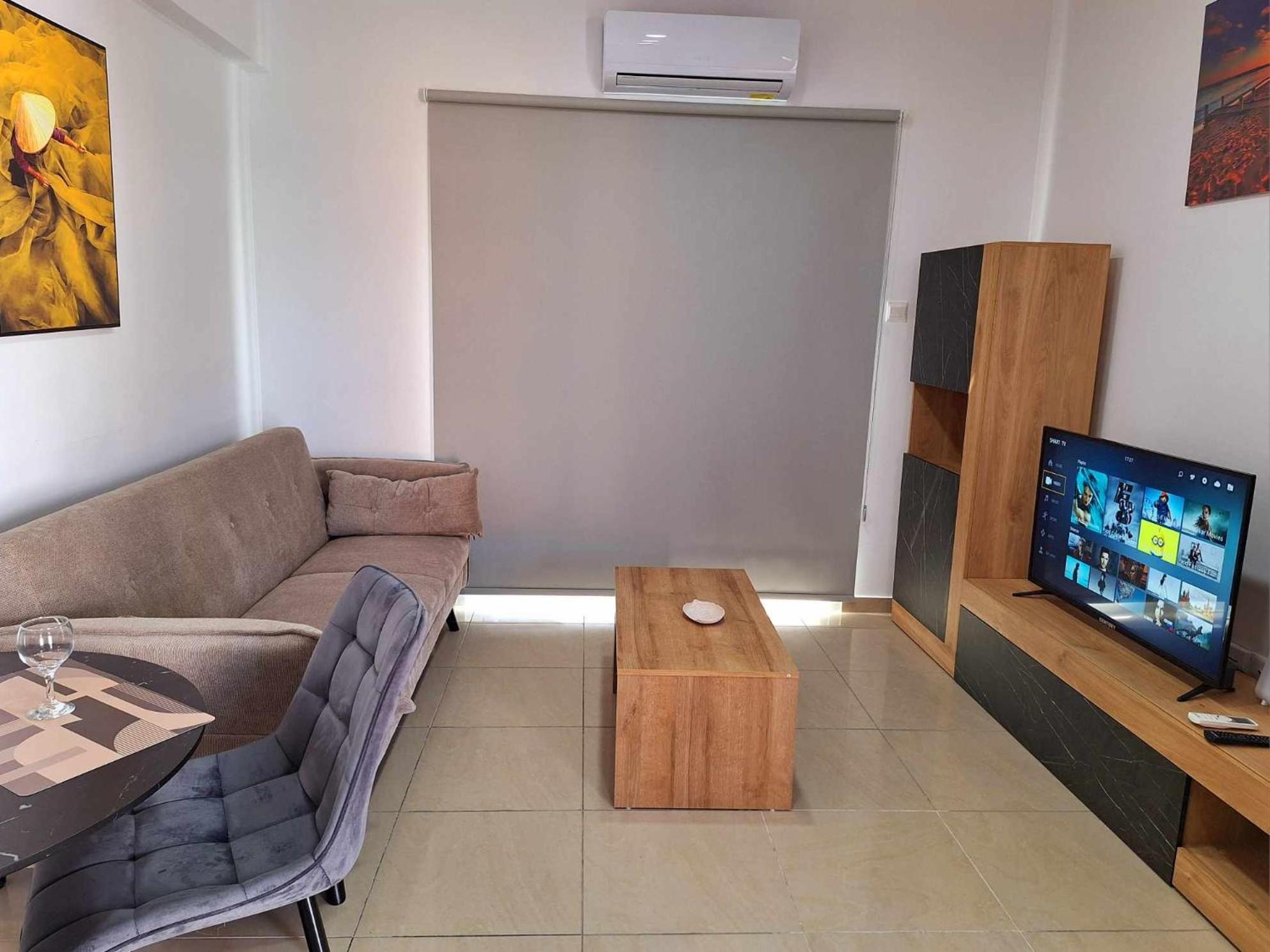 Stylish Apt Kato Paphos Close To Beach & Vibrant Harbor Life Exterior foto